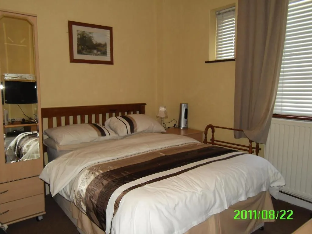 Aberdeen Guest House Ilford 0*,  United Kingdom