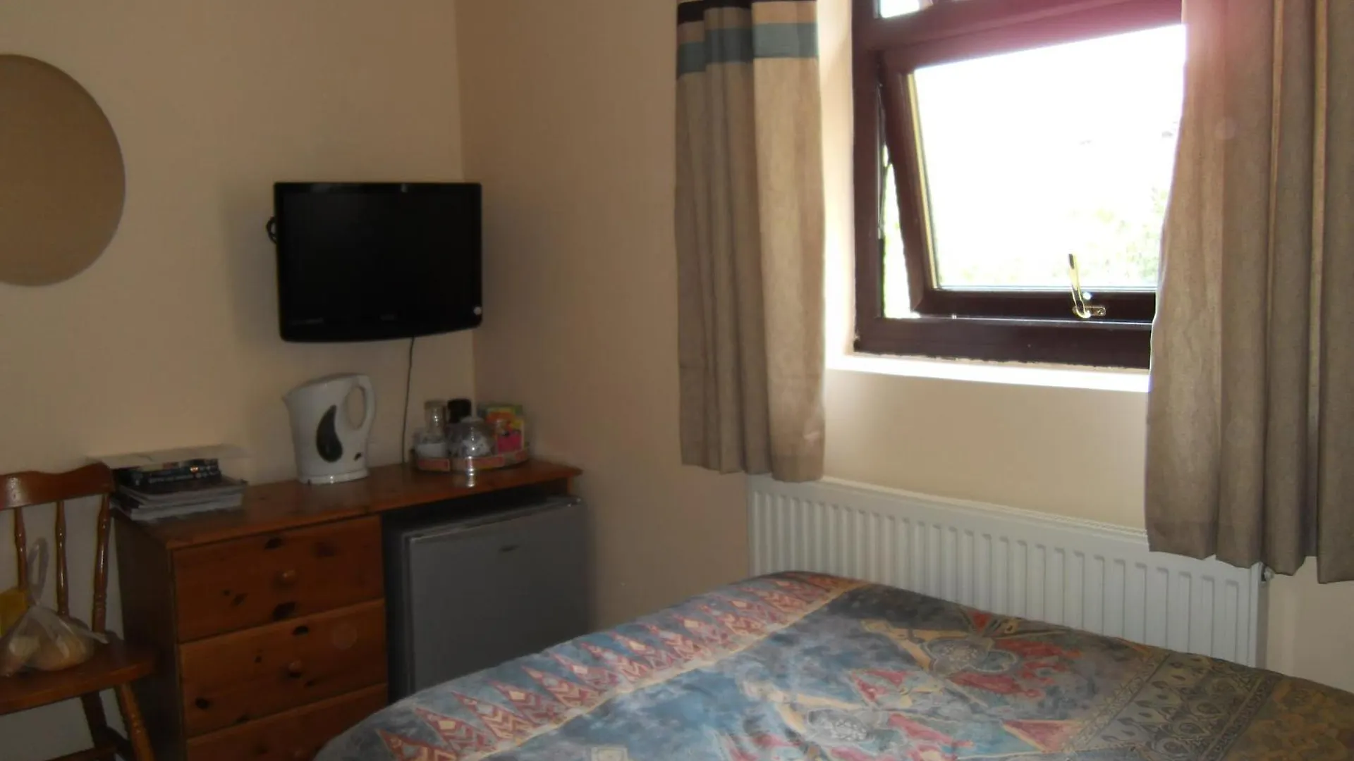Aberdeen Guest House Ilford Hostel